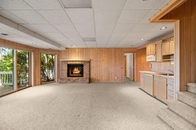 $3,995,000 | 818 Whitfield View, Petoskey, MI 49770