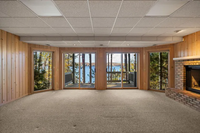 $3,995,000 | 818 Whitfield View, Petoskey, MI 49770