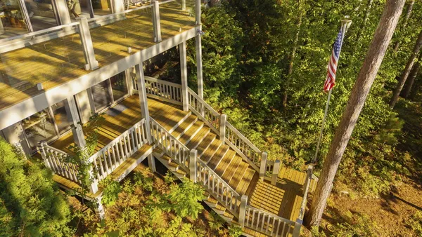 $3,995,000 | 818 Whitfield View, Petoskey, MI 49770