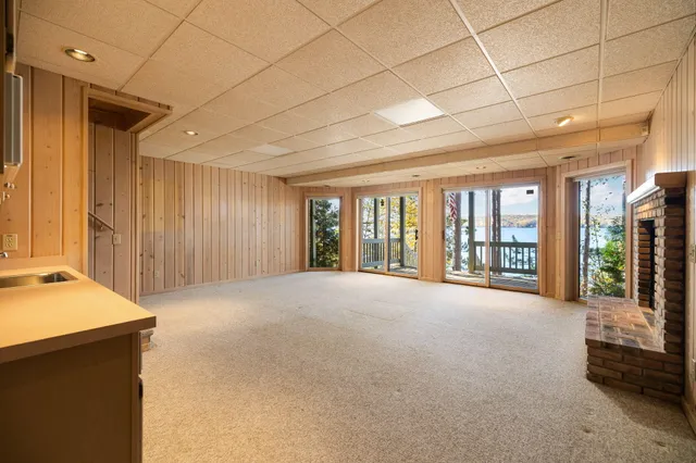 $3,995,000 | 818 Whitfield View, Petoskey, MI 49770