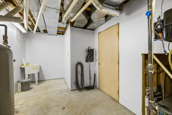 $3,995,000 | 818 Whitfield View, Petoskey, MI 49770