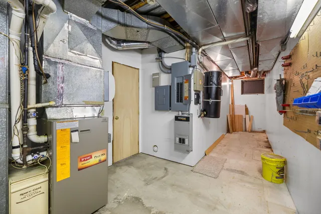 $3,995,000 | 818 Whitfield View, Petoskey, MI 49770