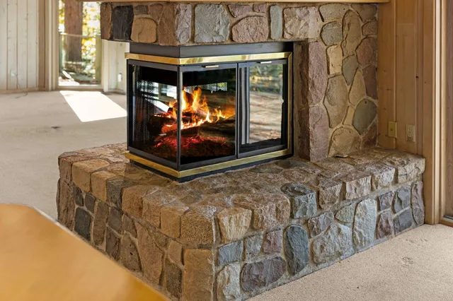 $3,995,000 | 818 Whitfield View, Petoskey, MI 49770