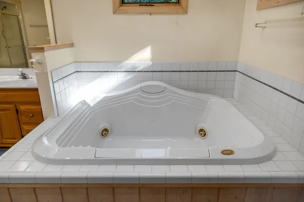 $3,995,000 | 818 Whitfield View, Petoskey, MI 49770