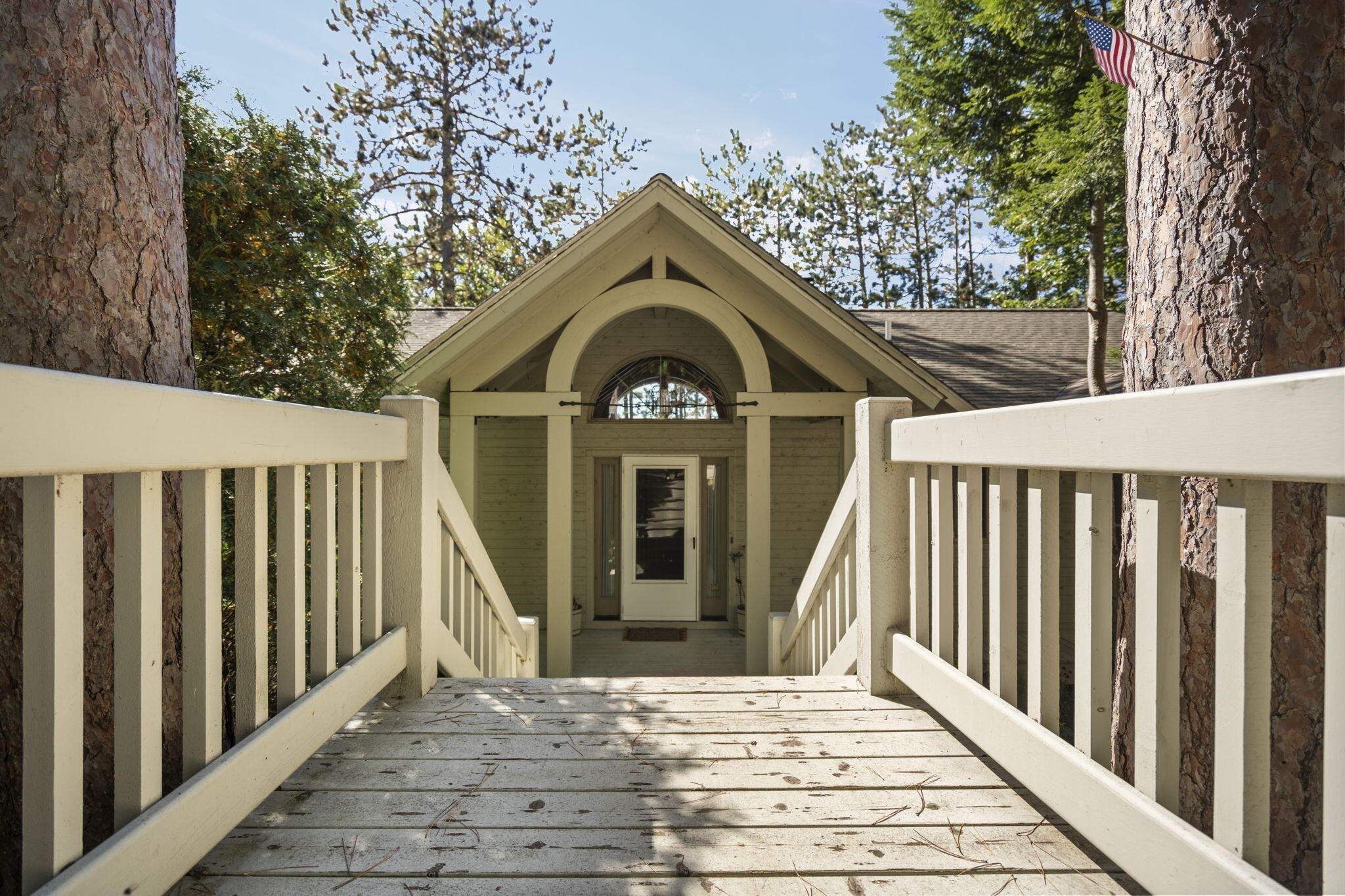 818 Whitfield View Petoskey, MI 49770 - Photo 39 of 186 39-web-or-mls-JEL09126