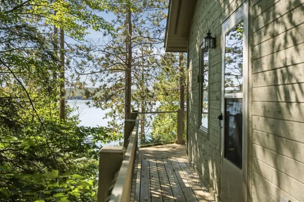 $3,995,000 | 818 Whitfield View, Petoskey, MI 49770