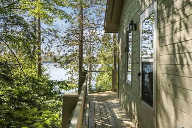 $3,995,000 | 818 Whitfield View, Petoskey, MI 49770