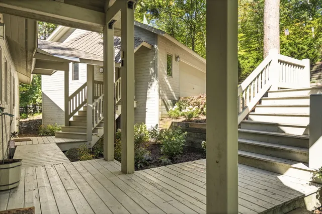 $3,995,000 | 818 Whitfield View, Petoskey, MI 49770