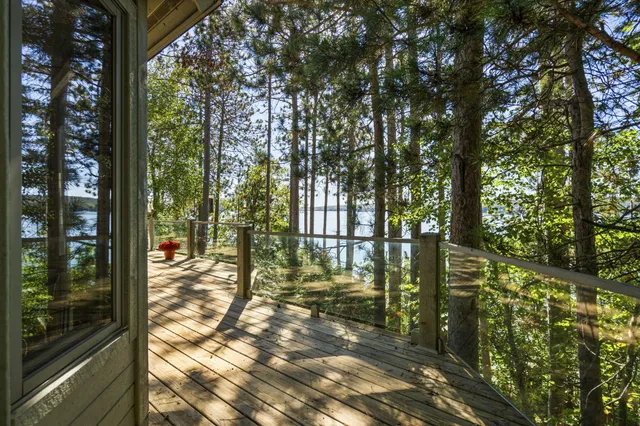 $3,995,000 | 818 Whitfield View, Petoskey, MI 49770