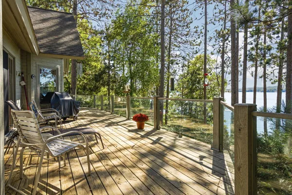 $3,995,000 | 818 Whitfield View, Petoskey, MI 49770