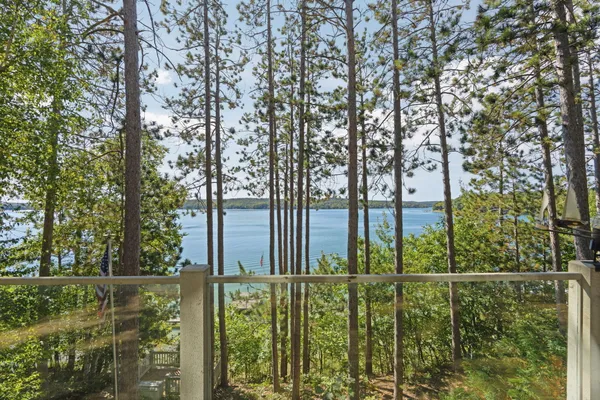 $3,995,000 | 818 Whitfield View, Petoskey, MI 49770