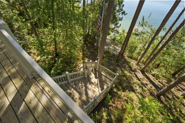 $3,995,000 | 818 Whitfield View, Petoskey, MI 49770