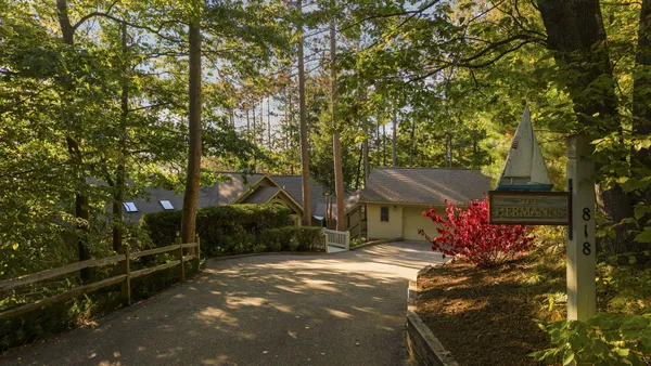 $3,995,000 | 818 Whitfield View, Petoskey, MI 49770