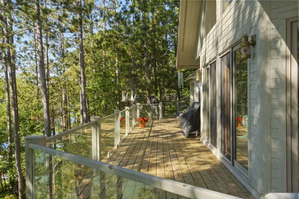 $3,995,000 | 818 Whitfield View, Petoskey, MI 49770