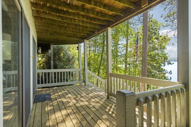 $3,995,000 | 818 Whitfield View, Petoskey, MI 49770