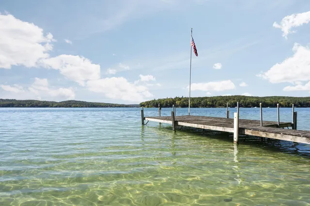 $3,995,000 | 818 Whitfield View, Petoskey, MI 49770