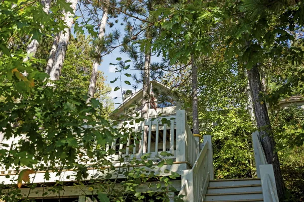 $3,995,000 | 818 Whitfield View, Petoskey, MI 49770