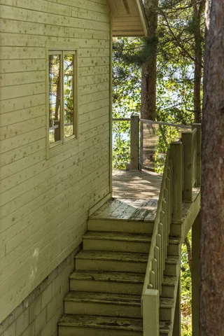 $3,995,000 | 818 Whitfield View, Petoskey, MI 49770