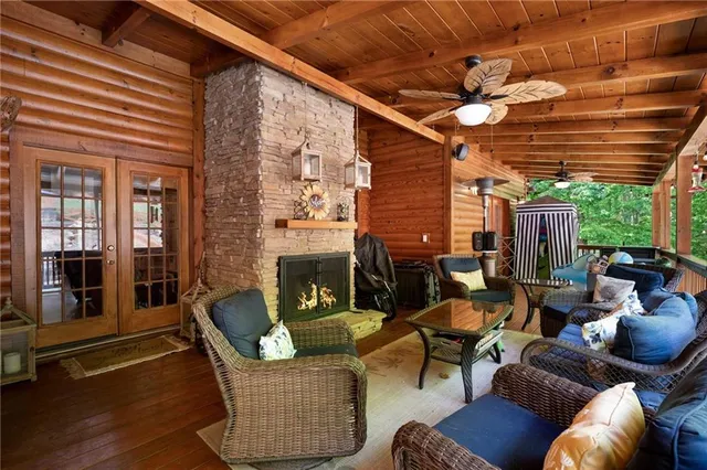 $725,000 | 107 Winsome Place Northeast, Rome, GA 30161