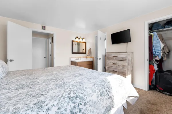 $330,000 | 160 Circle Drive, Winnemucca, NV 89445