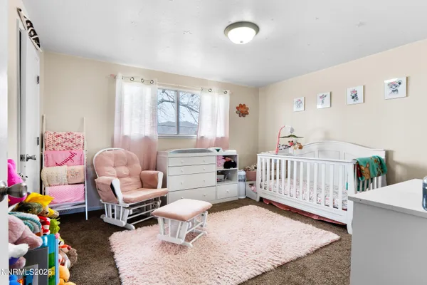 $330,000 | 160 Circle Drive, Winnemucca, NV 89445