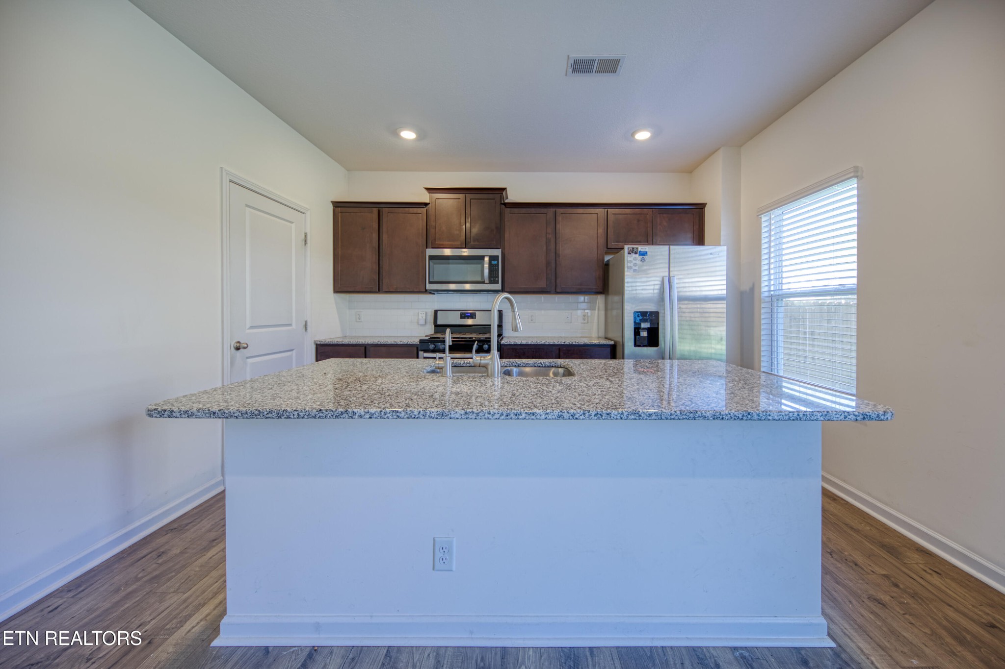 187 Ibis Loop Oak Ridge, TN 37830 - Photo 6 of 21 Gallery Image 6
