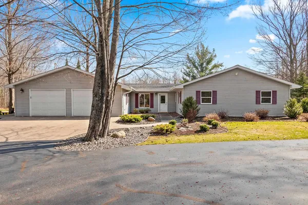 $654,900 | 17350 Lake John Road, Lakewood, WI 54138