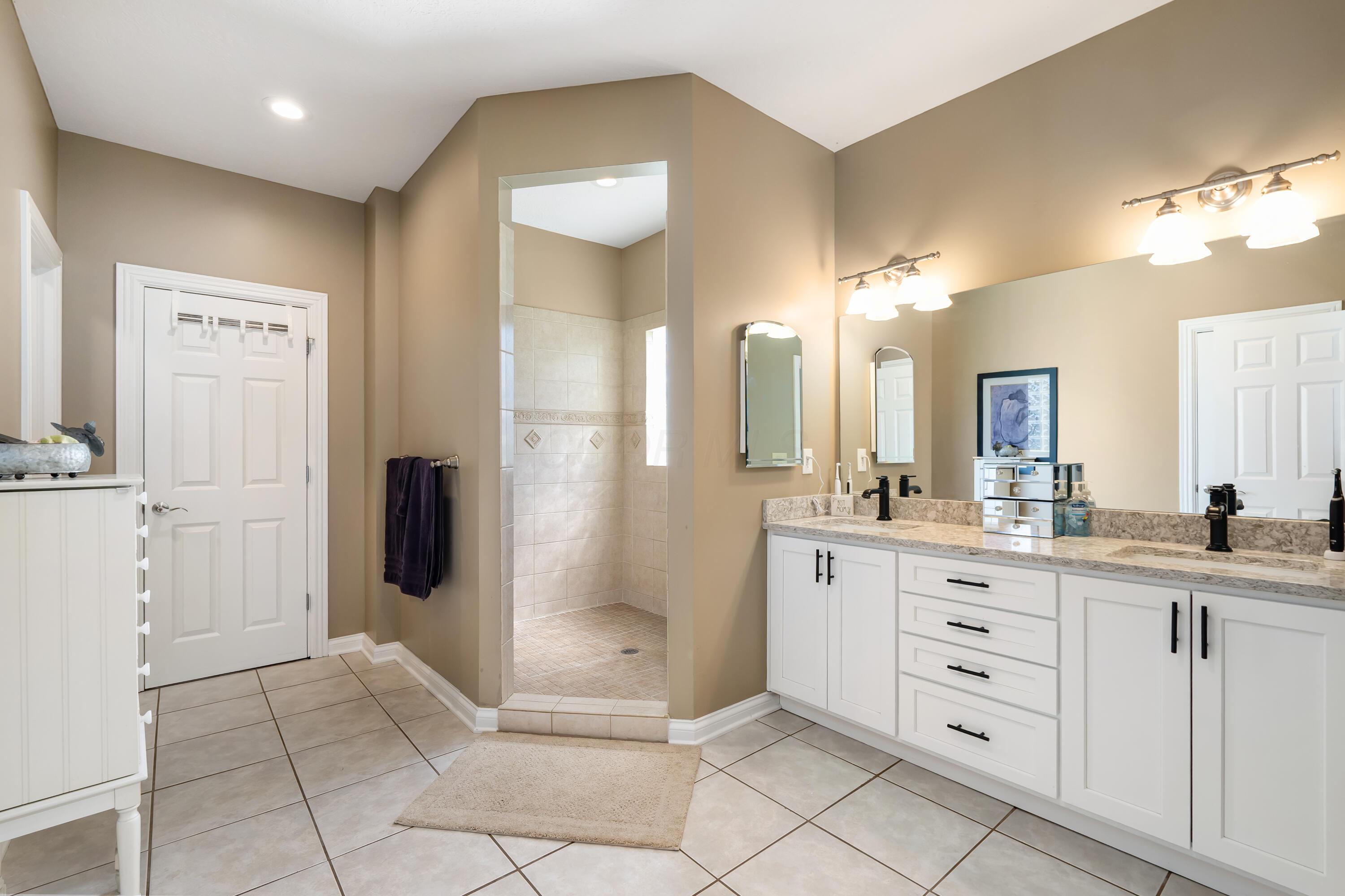 12858 Woodtown Road Galena, OH 43021 - Photo 14 of 82