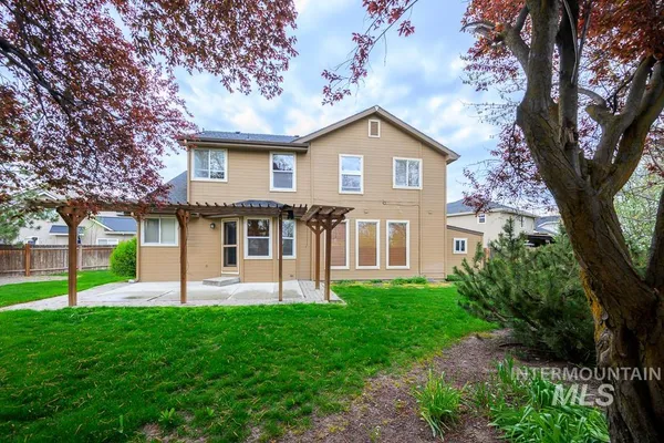 $695,000 | 427 South Silver Bow Avenue, Eagle, ID 83616