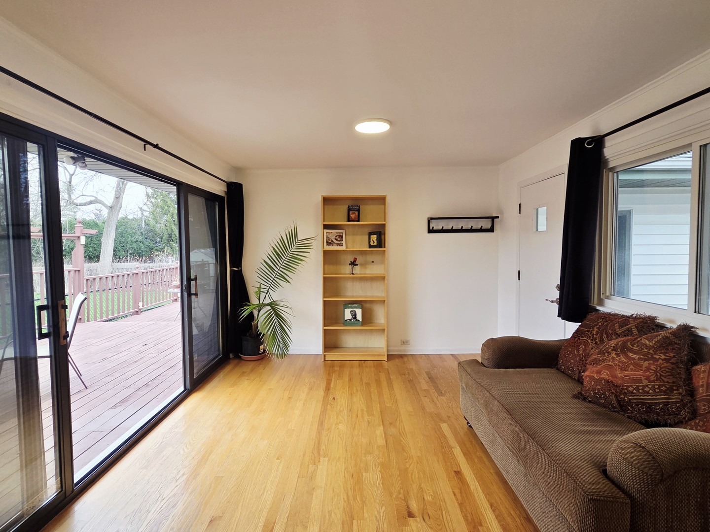 220 South President Street Wheaton, IL 60187 - Photo 10 of 25