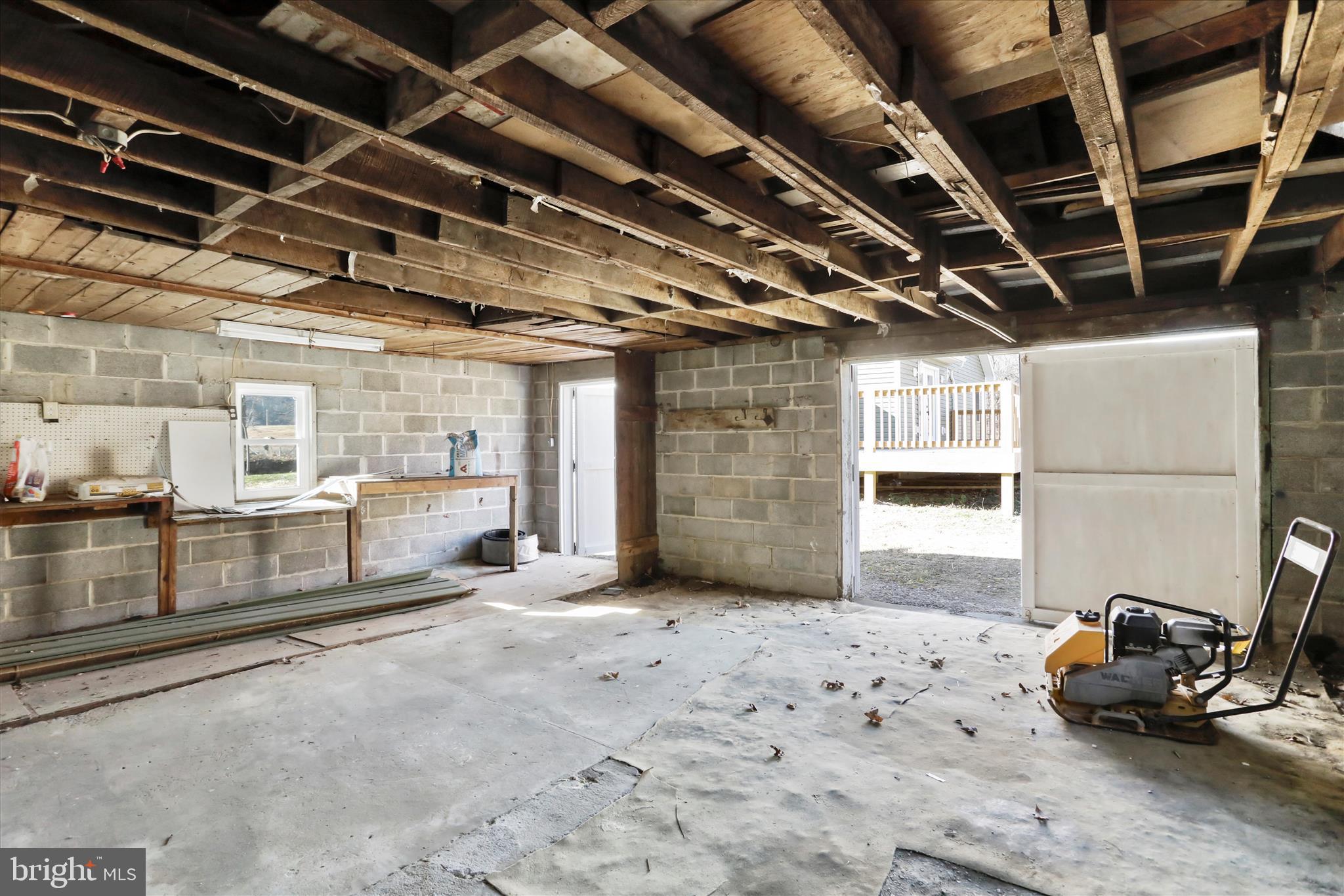 30 Dry Run Road Burlington, WV 26710 - Photo 37 of 42 Workshop/shed space customize it to your liking!