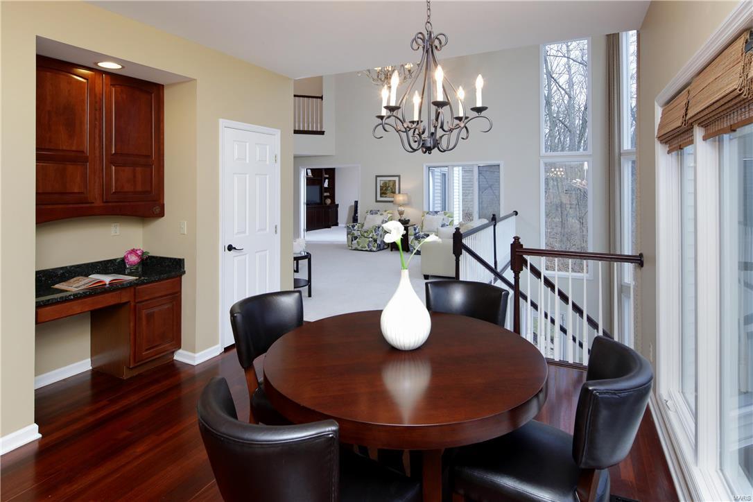 17 Chesterfield Lakes Road Chesterfield, MO 63005 - Photo 11 of 47 Gallery Image 11