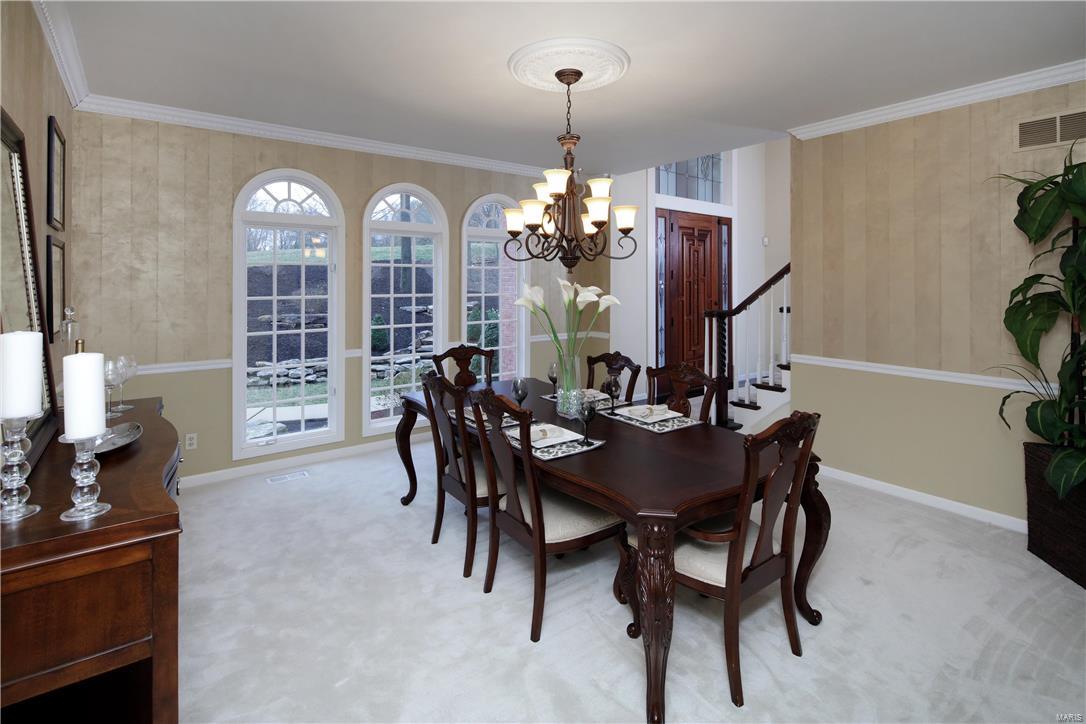 17 Chesterfield Lakes Road Chesterfield, MO 63005 - Photo 12 of 47 Gallery Image 12
