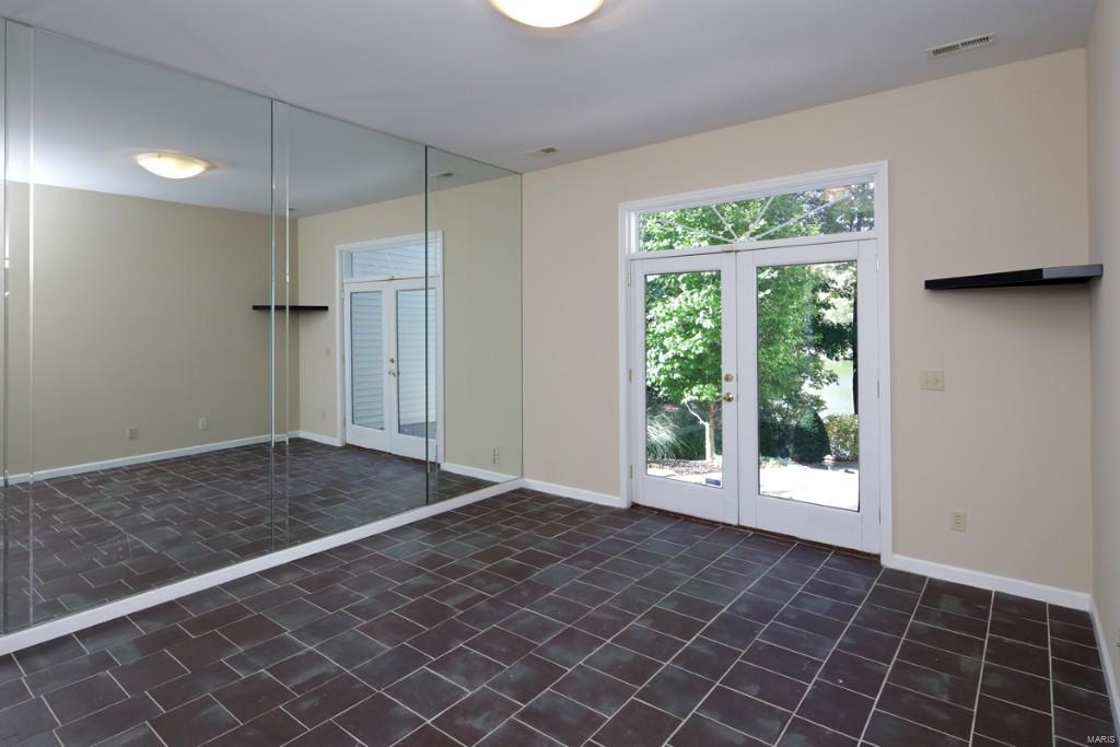17 Chesterfield Lakes Road Chesterfield, MO 63005 - Photo 29 of 47 Gallery Image 29