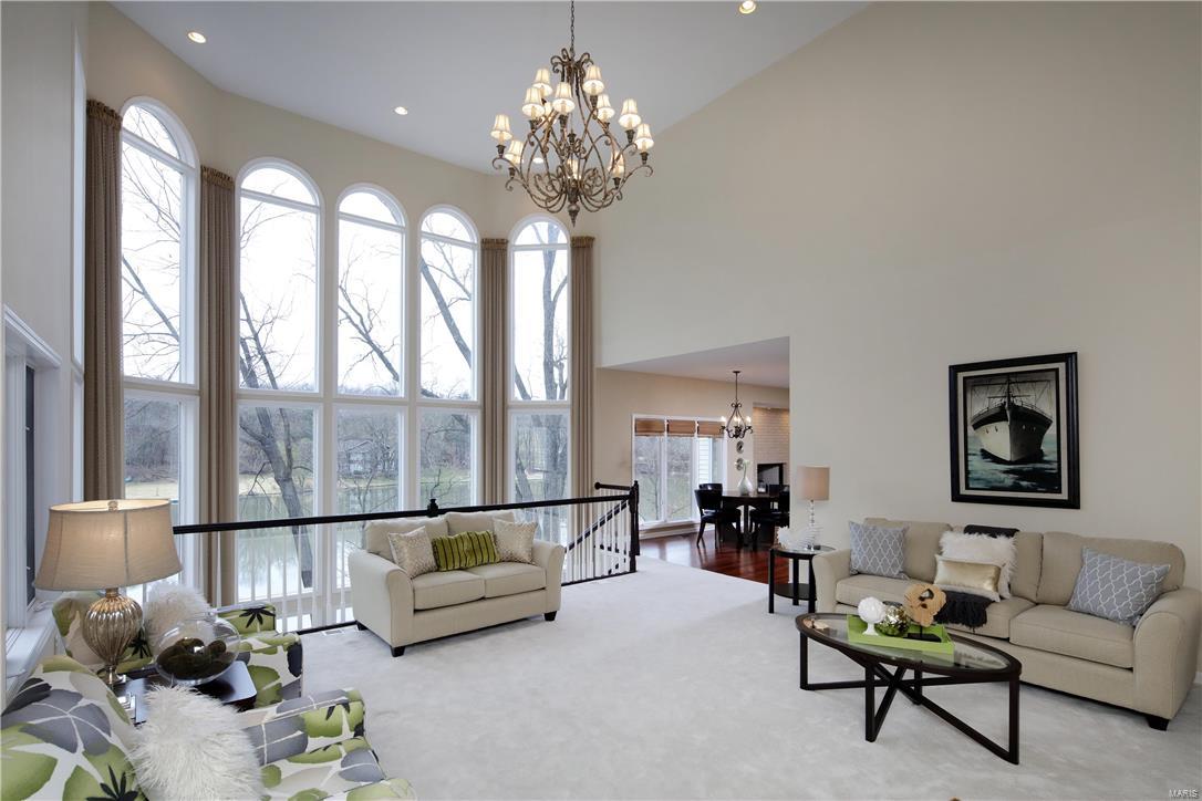 17 Chesterfield Lakes Road Chesterfield, MO 63005 - Photo 5 of 47 Gallery Image 5