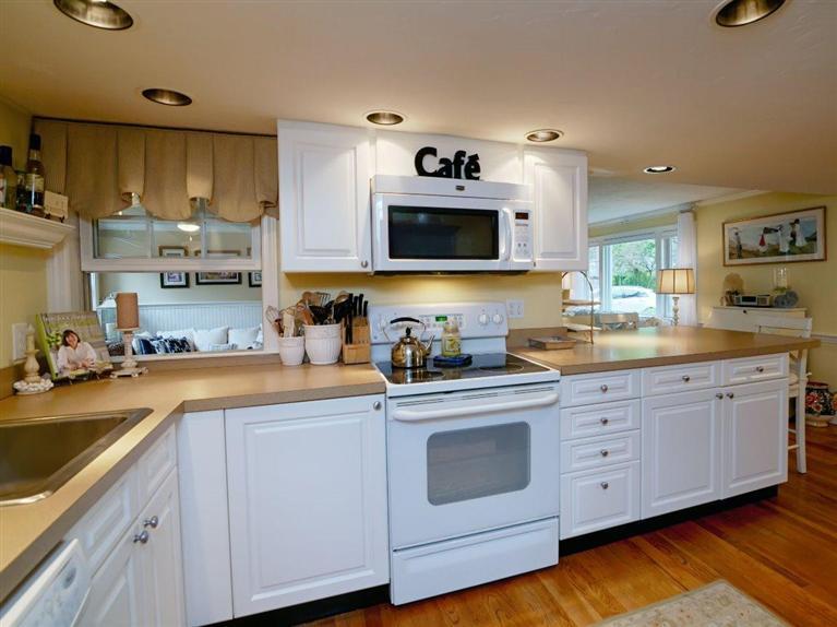 35 Strawberry Hill Road Centerville, MA 02632 - Photo 6 of 24 Additional Photo
