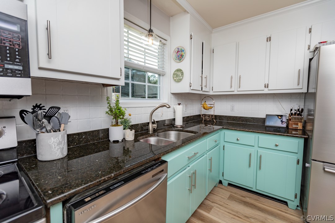 19821 River Road Sutherland, VA 23885 - Photo 11 of 43 Kitchen
