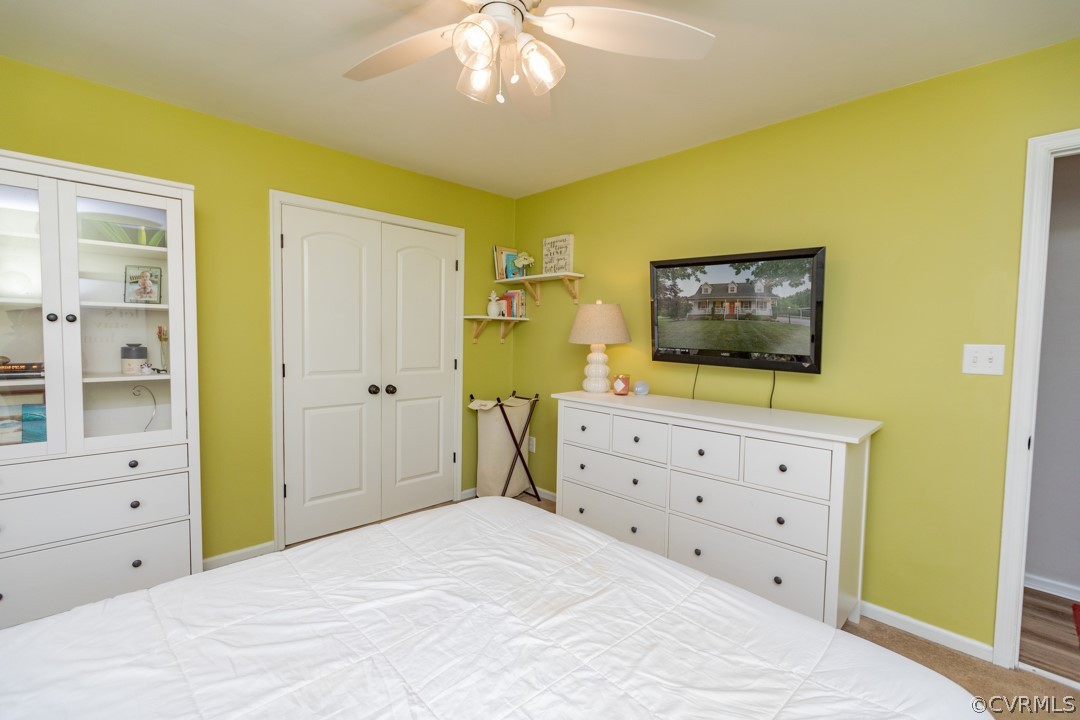19821 River Road Sutherland, VA 23885 - Photo 15 of 43 large 1st floor primary bedroom