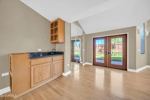 $1,400,000 | 1450 East Royal Palm Road, Phoenix, AZ 85020