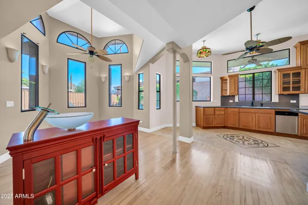 $1,400,000 | 1450 East Royal Palm Road, Phoenix, AZ 85020