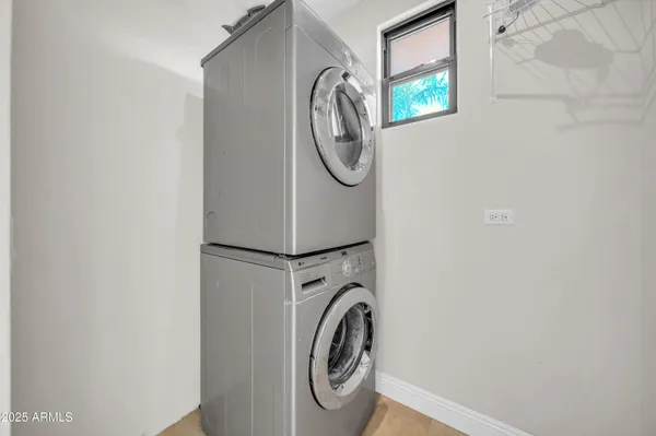 $1,400,000 | 1450 East Royal Palm Road, Phoenix, AZ 85020