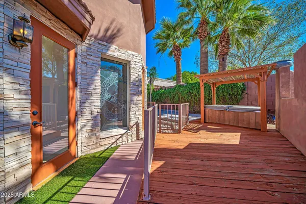 $1,400,000 | 1450 East Royal Palm Road, Phoenix, AZ 85020