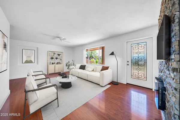 $1,400,000 | 1450 East Royal Palm Road, Phoenix, AZ 85020