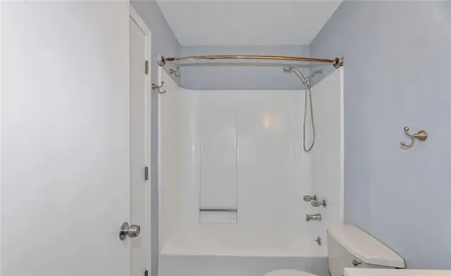 $539,000 | 209 Barr Road, Grain Valley, MO 64029