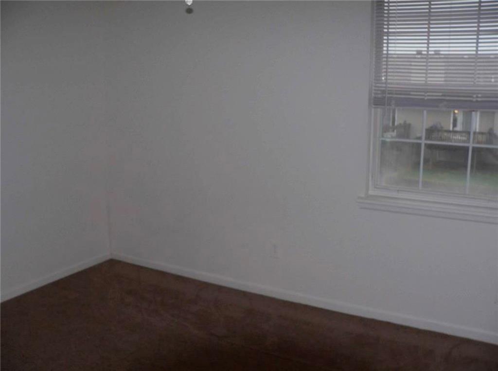 209 Barr Road Grain Valley, MO 64029 - Photo 6 of 10