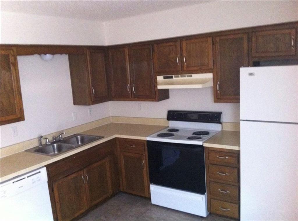 209 Barr Road Grain Valley, MO 64029 - Photo 8 of 10