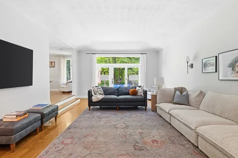 $1,399,999 | 3 Driftwood Lane, Lynnfield, MA 01940