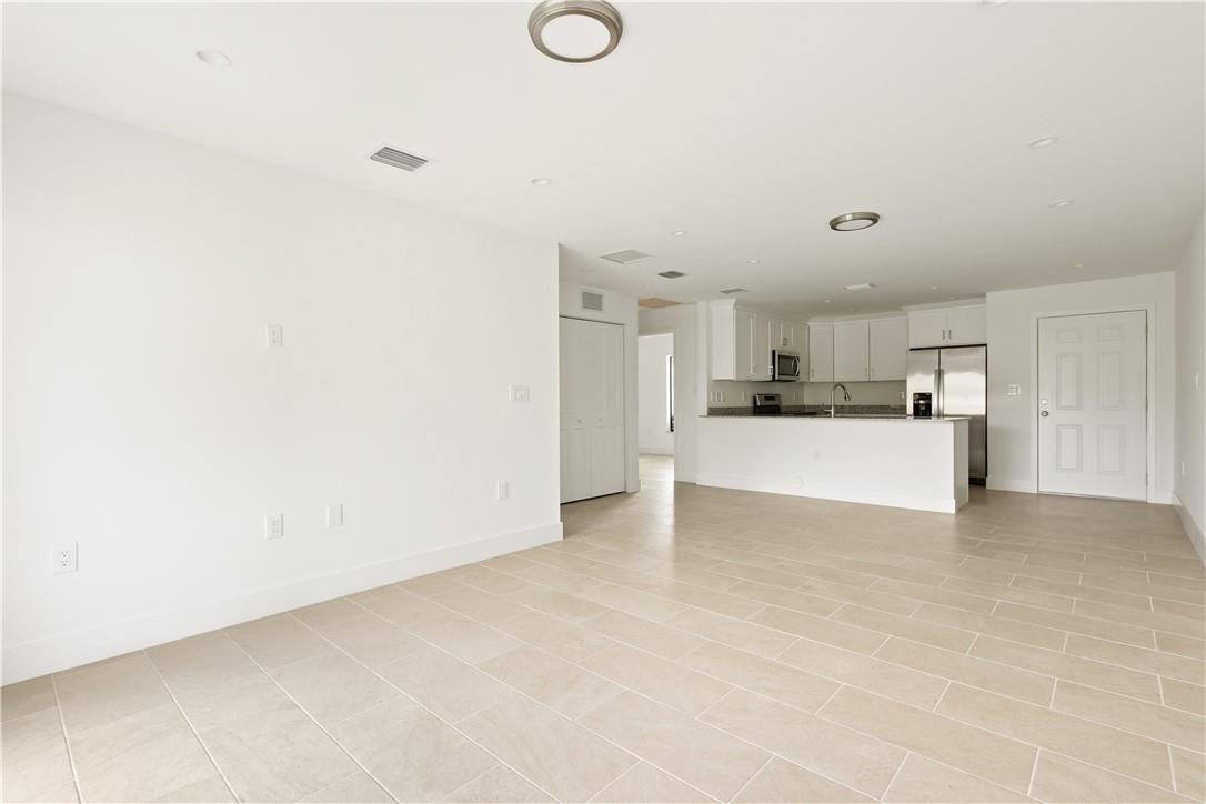 11377 Southwest 116th Terrace Road Miami, FL 33176 - Photo 8 of 15 Photo 8