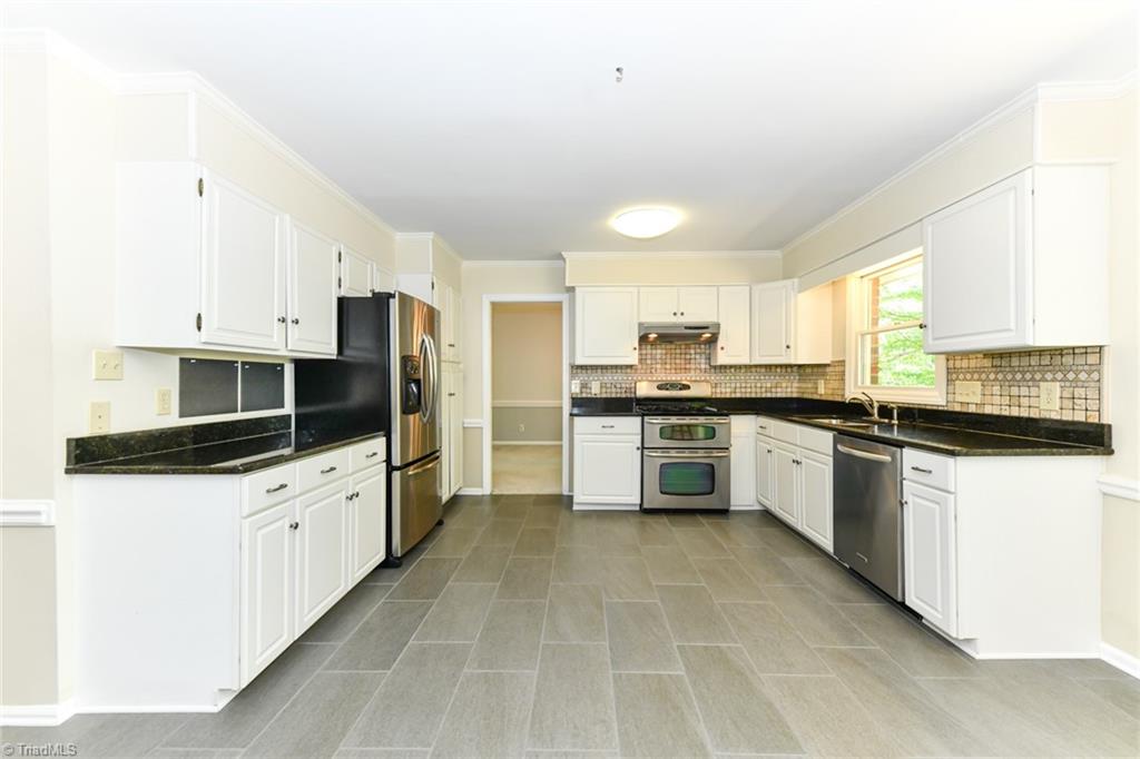 4602 Highberry Road Greensboro, NC 27410 - Photo 8 of 46 Gallery Image 8