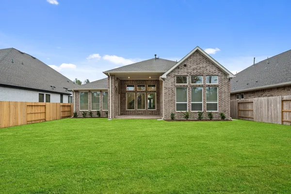 $595,695 | 15716 Hoptree Hts Lane, Conroe, TX 77302